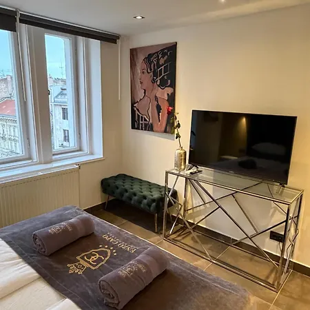 דירה Loft View